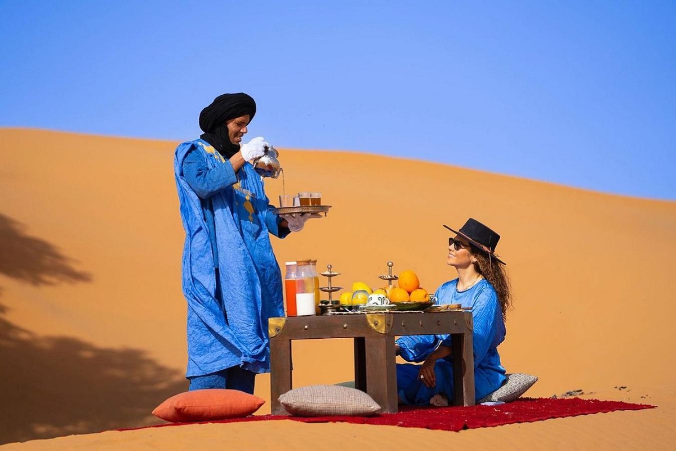 Merzouga Nomadic Luxury Camp Exterior foto