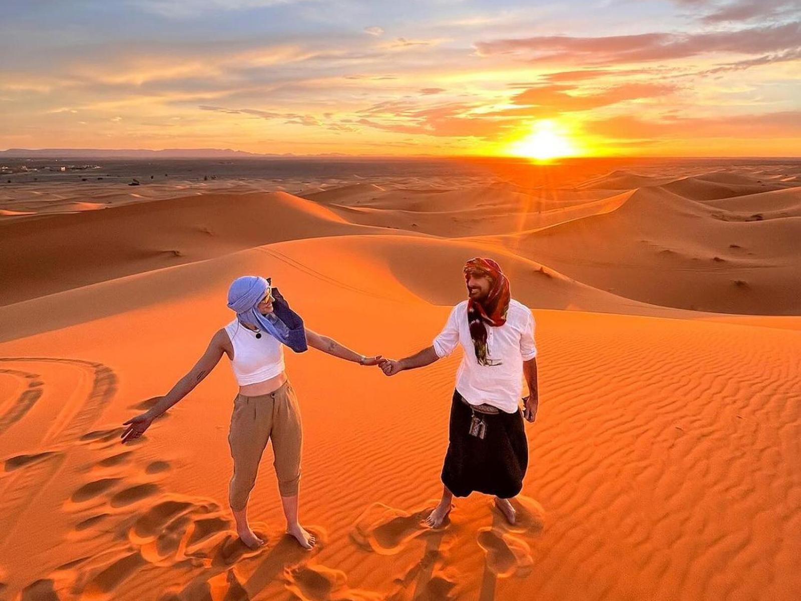 Merzouga Nomadic Luxury Camp Exterior foto